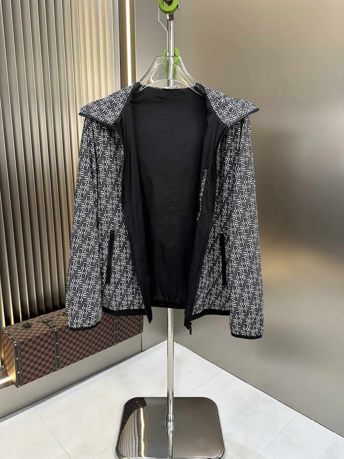 Fendi Black and White Pattern Hooded Zip-Front Jacket — detail