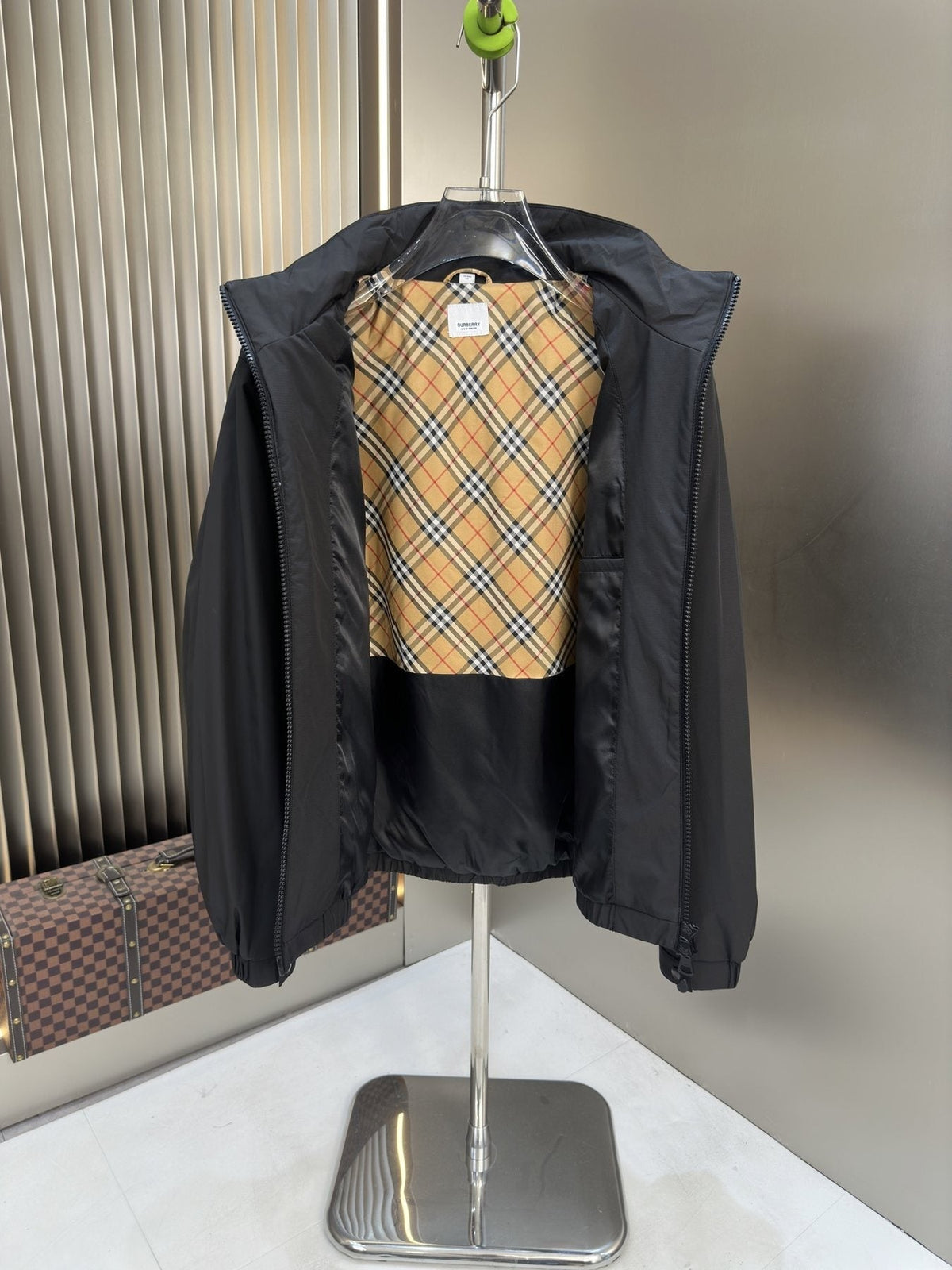Burberry Hooded Checked-Lining Zip Jacket — hang_tag