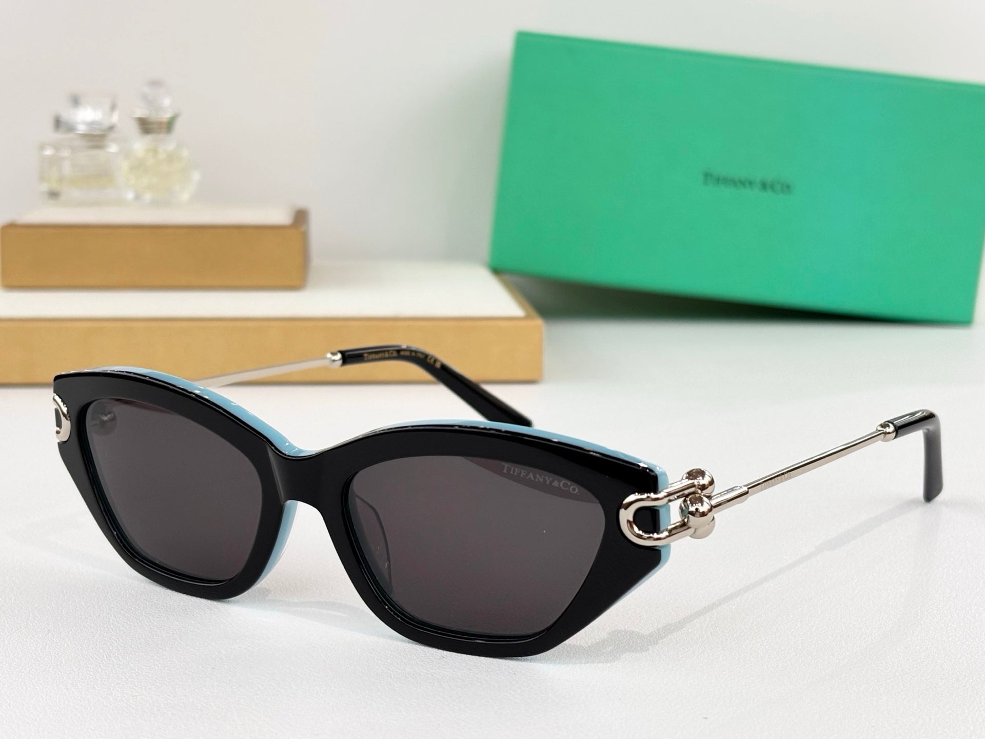 Tiffany & Co. Sunglasses-OTF4231